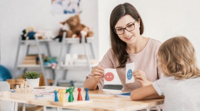 ATENDIMENTO EDUCACIONAL ESPECIALIZADO E A PSICOMOTRICIDADE