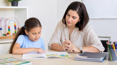 ALFABETIZAÇÃO E LETRAMENTO E A PSICOPEDAGOGIA INSTITUCIONAL E CLÍNICA